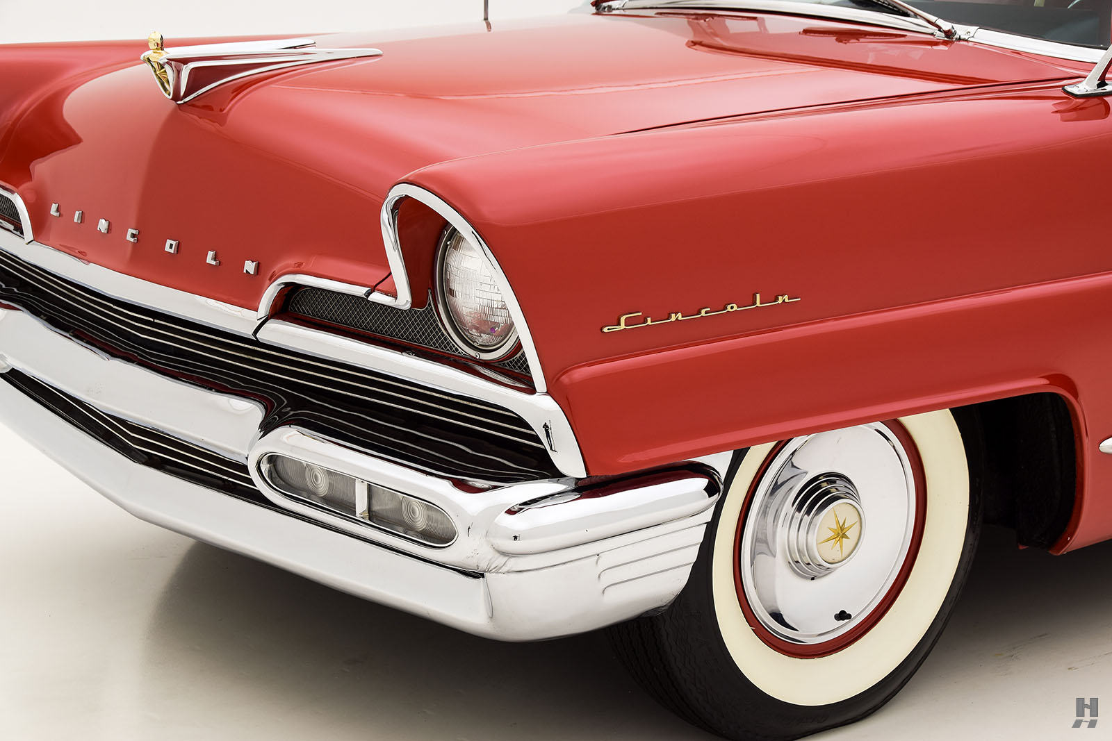 1956 Lincoln Premiere Base | Hagerty Valuation Tools®